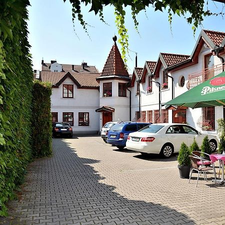 Hotel Atrium Pardubice Luaran gambar
