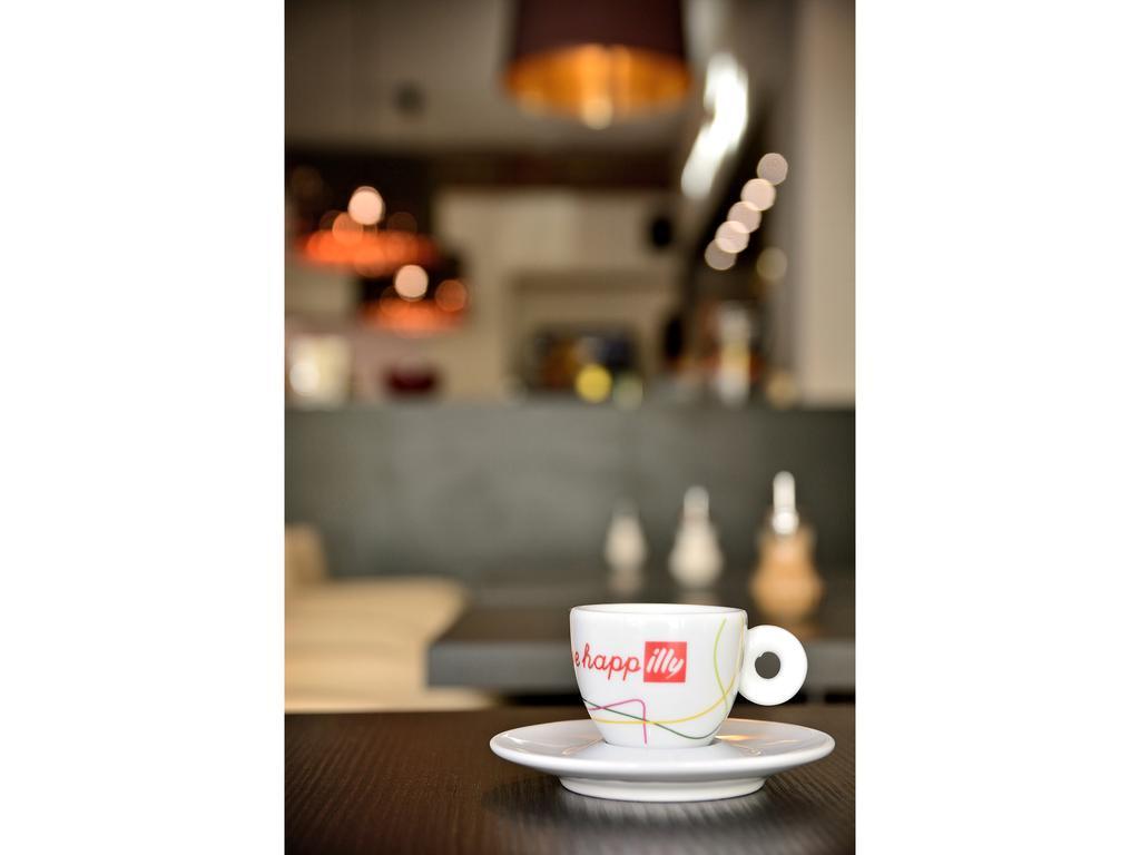 Hotel Atrium Pardubice Luaran gambar